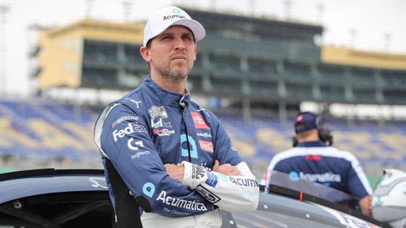 2022-NASCAR-driver-Kevin-Harvick-2